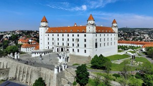 bratislava_-_burg_-b-.jpg